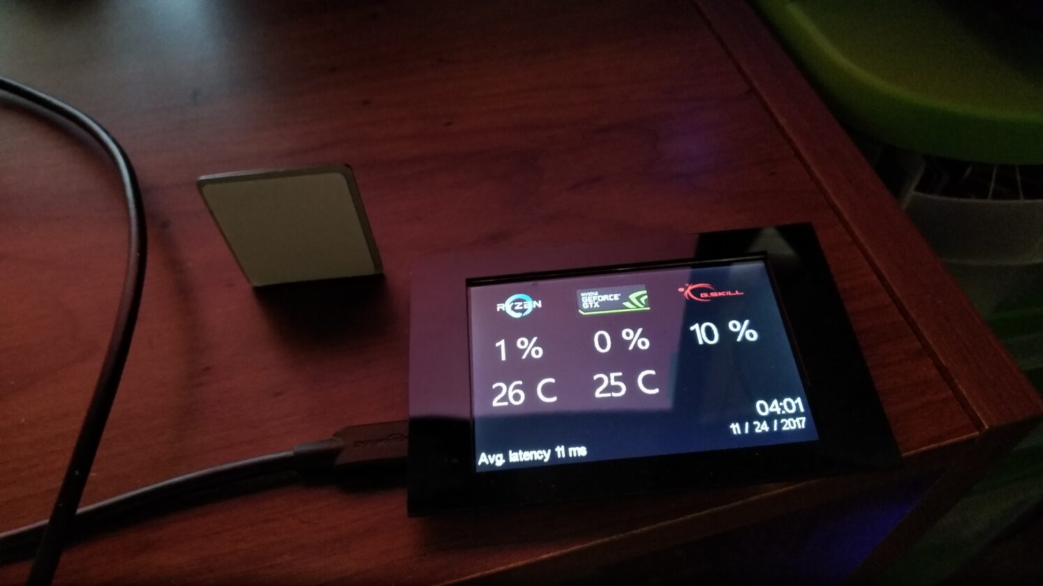 cpu and gpu temp monitor with overlay